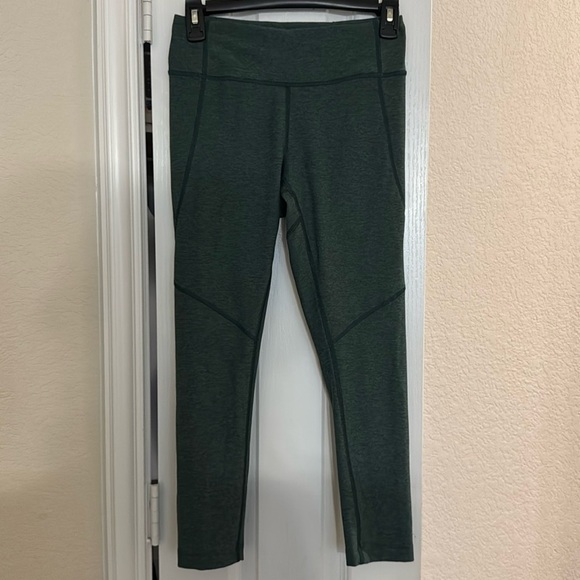 Outdoor Voices Leggings - Picture 2 of 4